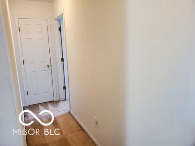 7723 Crooked Meadows Drive, Indianapolis, IN 46268