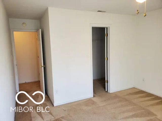 7723 Crooked Meadows Drive, Indianapolis, IN 46268