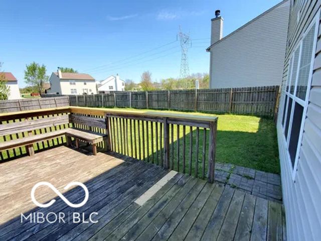 7723 Crooked Meadows Drive, Indianapolis, IN 46268