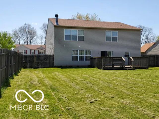 7723 Crooked Meadows Drive, Indianapolis, IN 46268