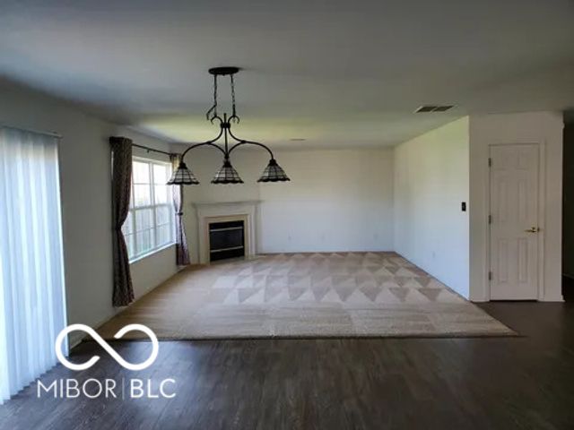 7723 Crooked Meadows Drive, Indianapolis, IN 46268