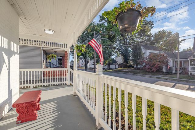 6106 Sycamore Street, Elmwood Place, OH 45216