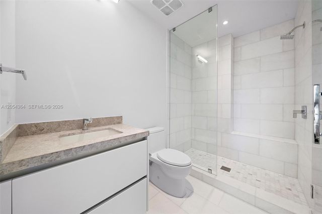 175 SE 25th Road PH4001, Miami, FL 33129