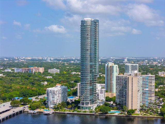 175 SE 25th Road PH4001, Miami, FL 33129