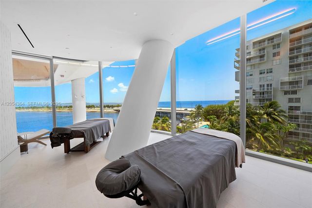 175 SE 25th Road PH4001, Miami, FL 33129