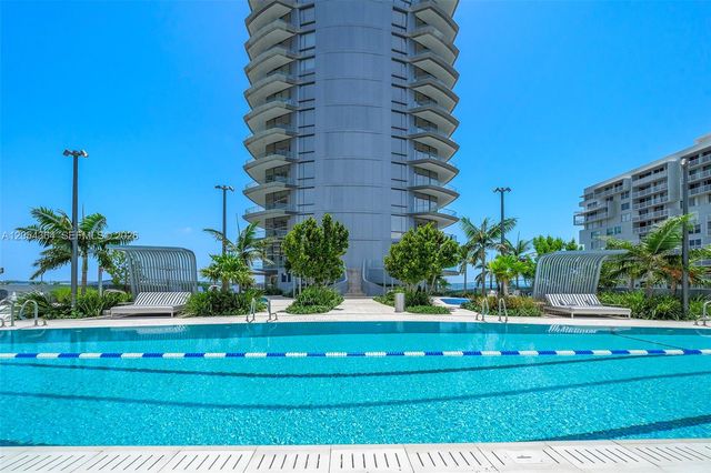 175 SE 25th Road PH4001, Miami, FL 33129