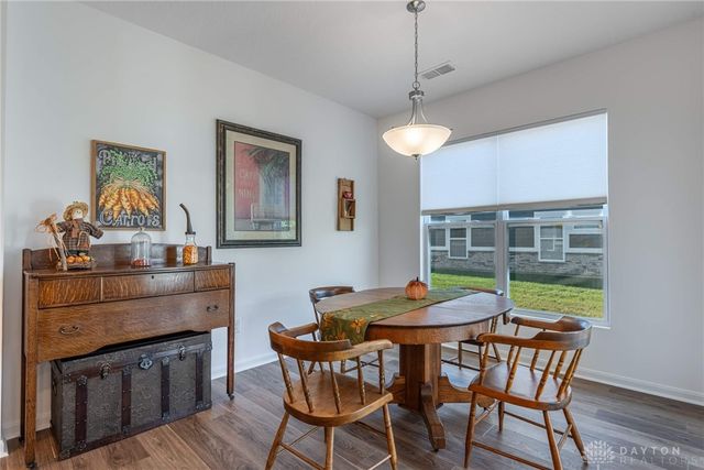 1674 Glade Valley Drive, Washington Twp, OH 45458