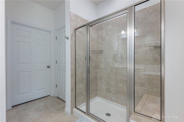 1674 Glade Valley Drive, Washington Twp, OH 45458