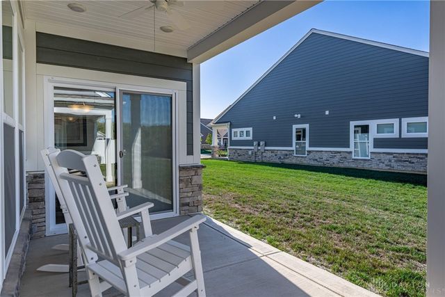 1674 Glade Valley Drive, Washington Twp, OH 45458