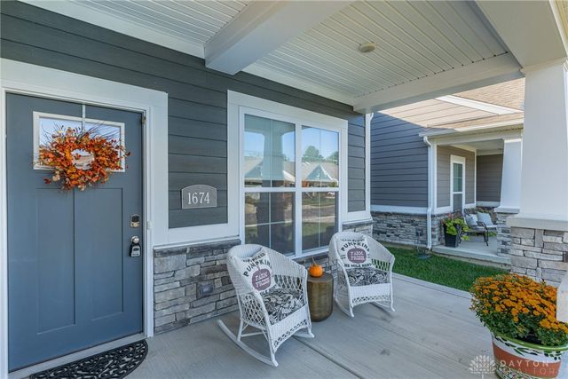 1674 Glade Valley Drive, Washington Twp, OH 45458