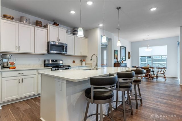 1674 Glade Valley Drive, Washington Twp, OH 45458