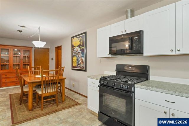 4092 Sylvia St SE, Salem, OR 97317