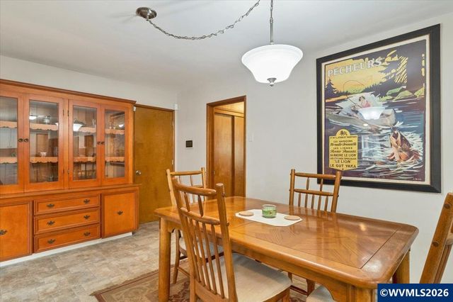 4092 Sylvia St SE, Salem, OR 97317