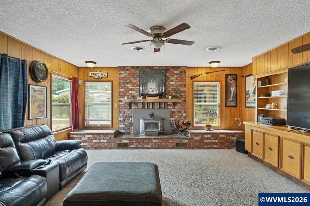 4092 Sylvia St SE, Salem, OR 97317