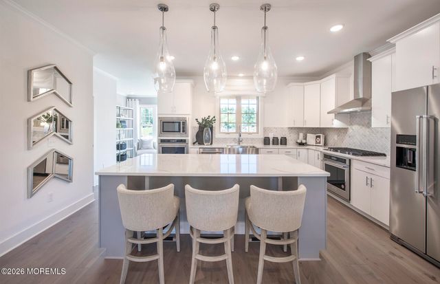 202 Shore Court, Marlboro, NJ 07746