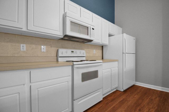 6967 Remsen Drive, Canal Winchester, OH 43110