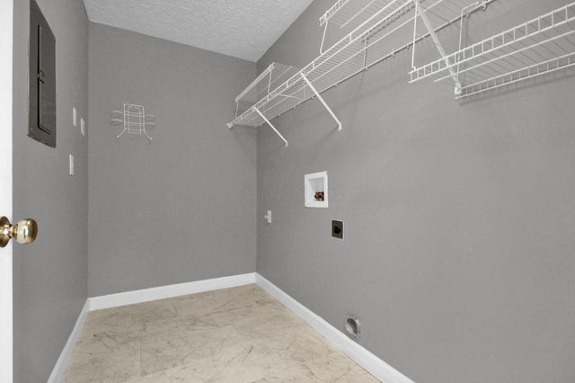 6967 Remsen Drive, Canal Winchester, OH 43110