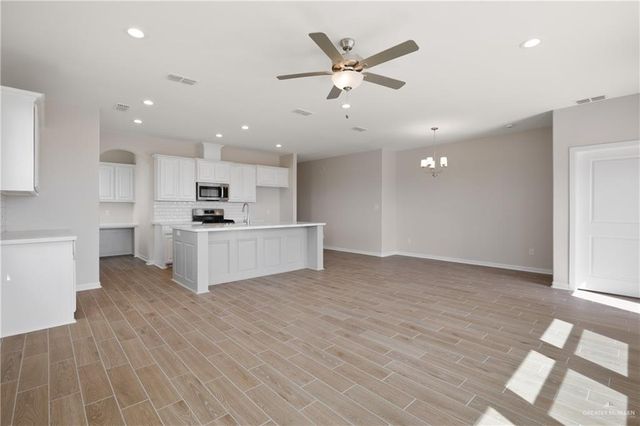 15400 N Brisas Street, Mcallen, TX 78504