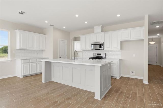 15400 N Brisas Street, Mcallen, TX 78504