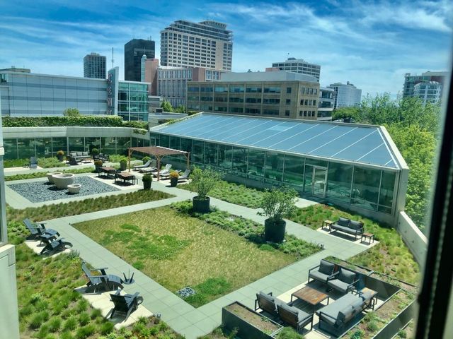 1720 MAPLE Avenue 2670, Evanston, IL 60201