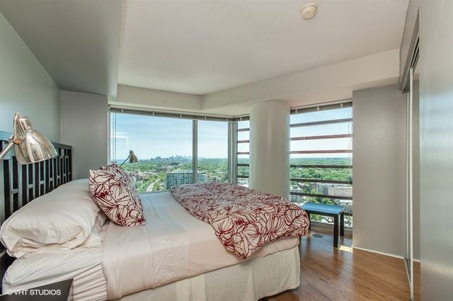 1720 MAPLE Avenue 2670, Evanston, IL 60201