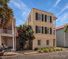 10 1/2 Trapman Street, Charleston, SC 29401