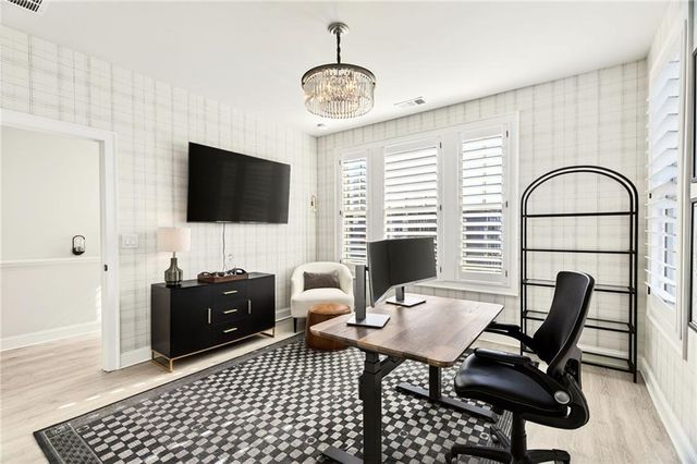 4342 Parkside Place, Atlanta, GA 30342