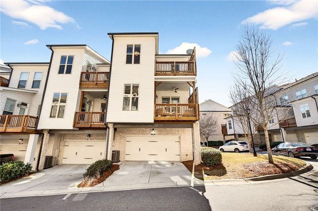 4342 Parkside Place, Atlanta, GA 30342