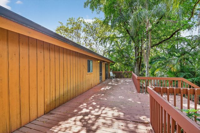 12140 57th Rd Road N, West Palm Beach, FL 33411