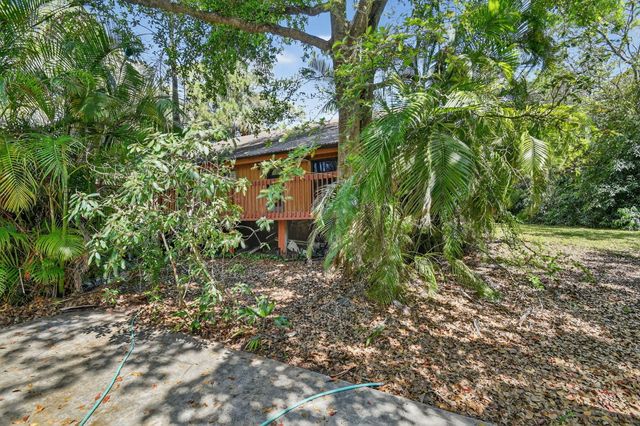 12140 57th Rd Road N, West Palm Beach, FL 33411