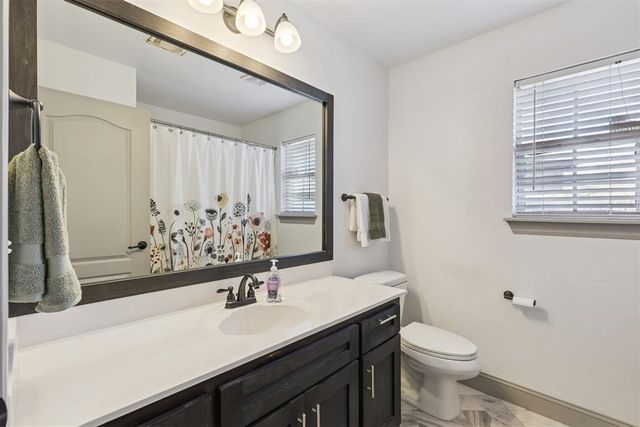 4721 Fawn Run Drive, Yukon, OK 73099