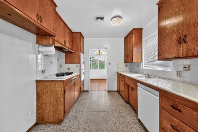 721 N Conlon, West Covina, CA 91790