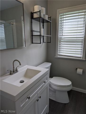 1678 Byron Drive, Mayfield Heights, OH 44124