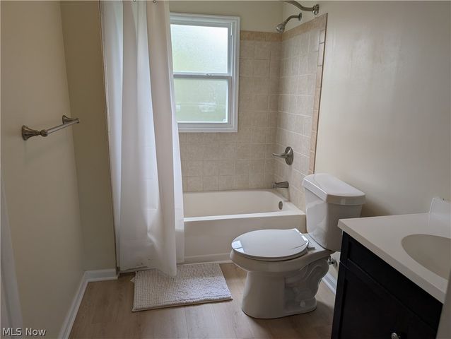 1678 Byron Drive, Mayfield Heights, OH 44124