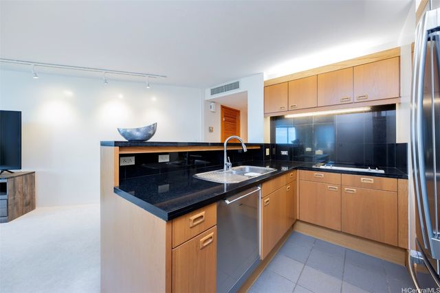 1330 Ala Moana Boulevard 3807, Honolulu, HI 96814