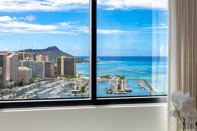 1330 Ala Moana Boulevard 3807, Honolulu, HI 96814