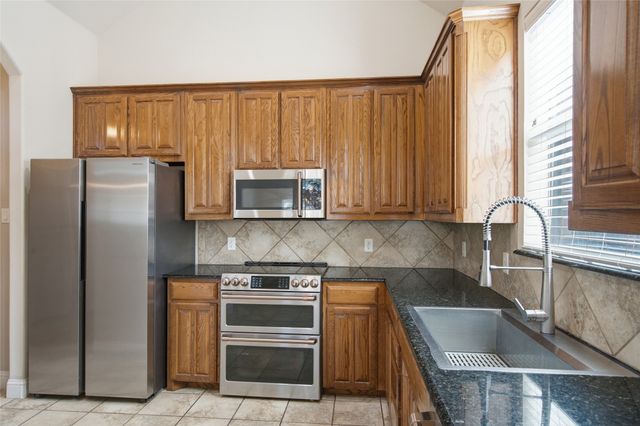 8209 Trinity Vista Trail, Fort Worth, TX 76053