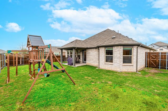 9000 Flying Eagle Lane, Fort Worth, TX 76131