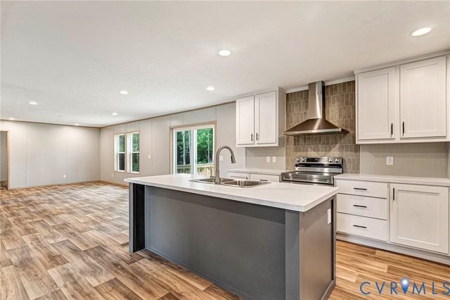 15263 Cross County Rd, Mineral, VA 23117