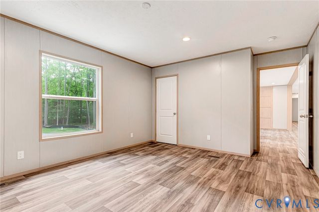 15263 Cross County Rd, Mineral, VA 23117