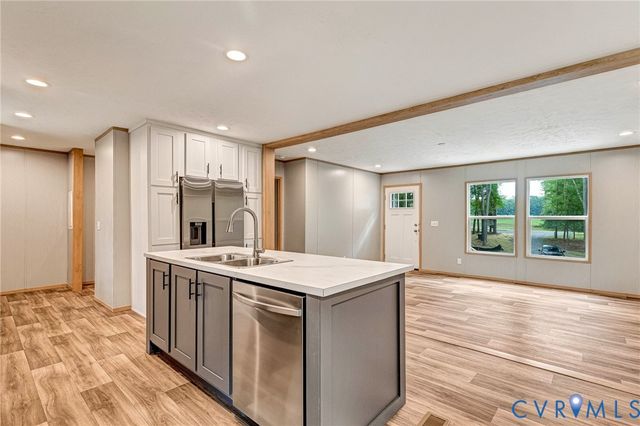 15263 Cross County Rd, Mineral, VA 23117