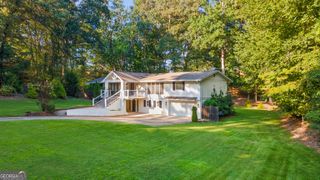 530 E Lake Drive, Gainesville, GA 30506