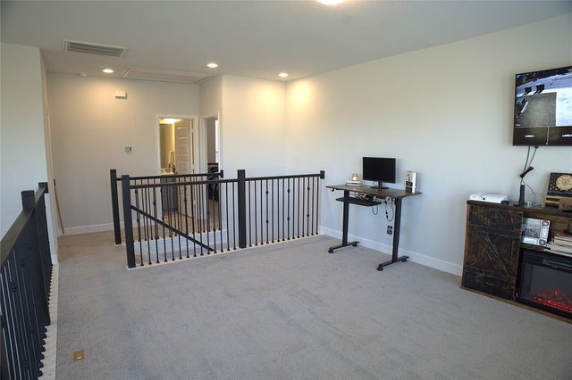 284 Kimble Creek LOOP, Kyle, TX 78640