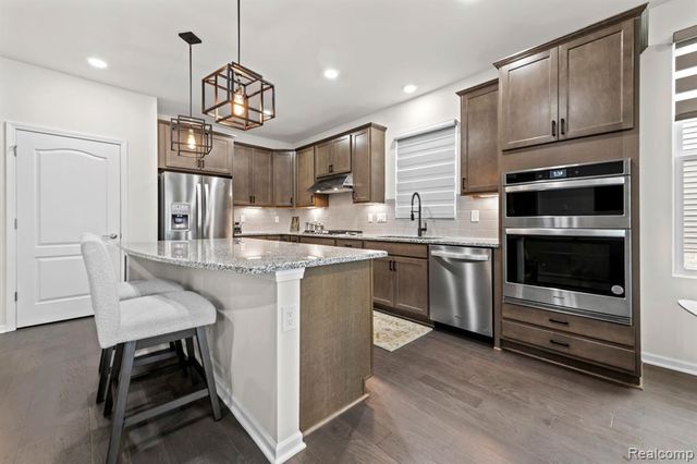50109 Ogden, Canton, MI 48188