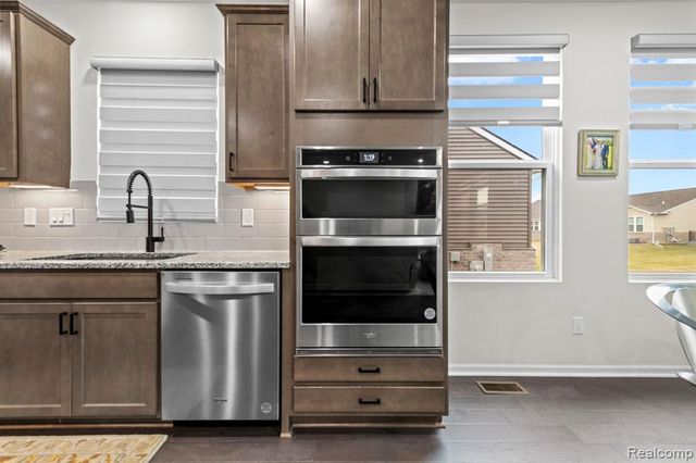 50109 Ogden, Canton, MI 48188
