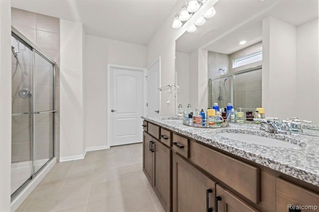 50109 Ogden, Canton, MI 48188