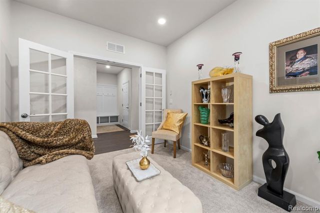 50109 Ogden, Canton, MI 48188