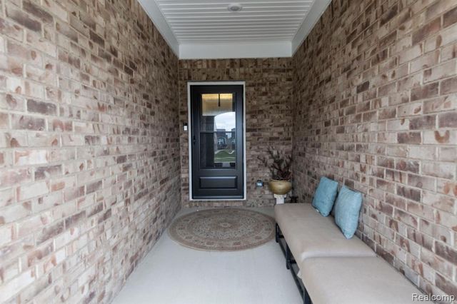 50109 Ogden, Canton, MI 48188