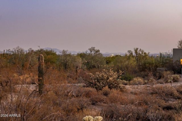 9402 E Diamond Rim Drive, Scottsdale, AZ 85255