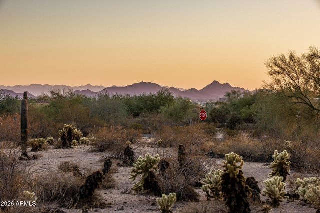 9402 E Diamond Rim Drive, Scottsdale, AZ 85255